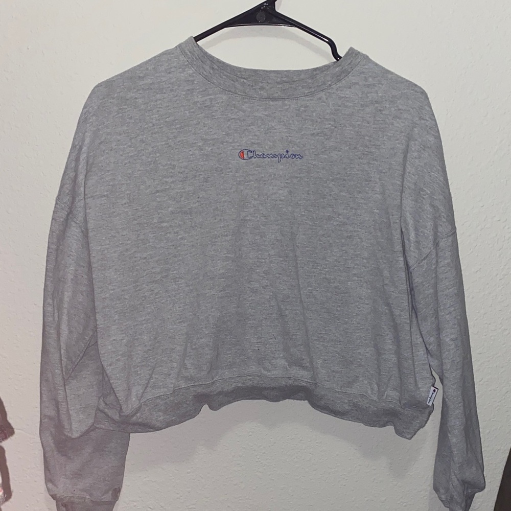 Champion Women's Heather Gray Cropped Shirt